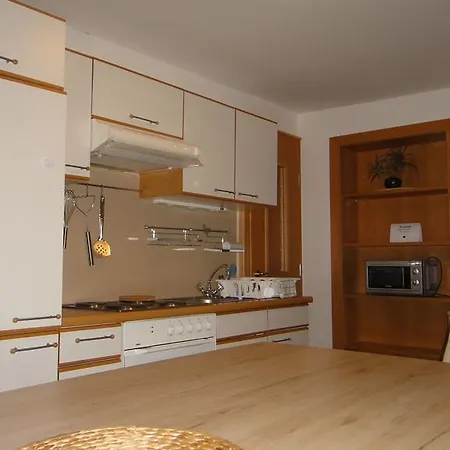 Guest house Elisabeth 3*